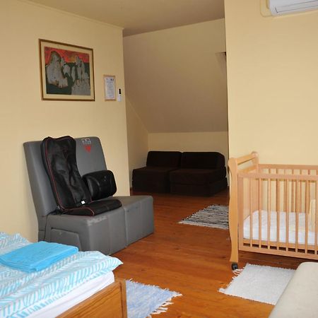 Casa Napsugar Panzio Bed and Breakfast Apostag Kamer foto