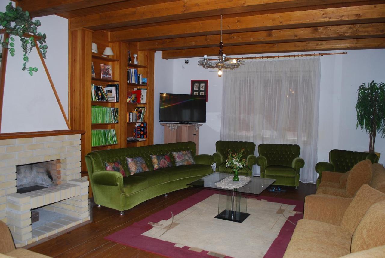 Casa Napsugar Panzio Bed and Breakfast Apostag Buitenkant foto