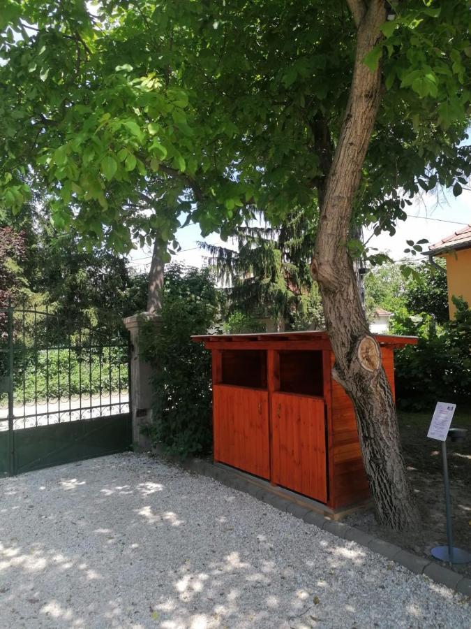 Casa Napsugar Panzio Bed and Breakfast Apostag Buitenkant foto