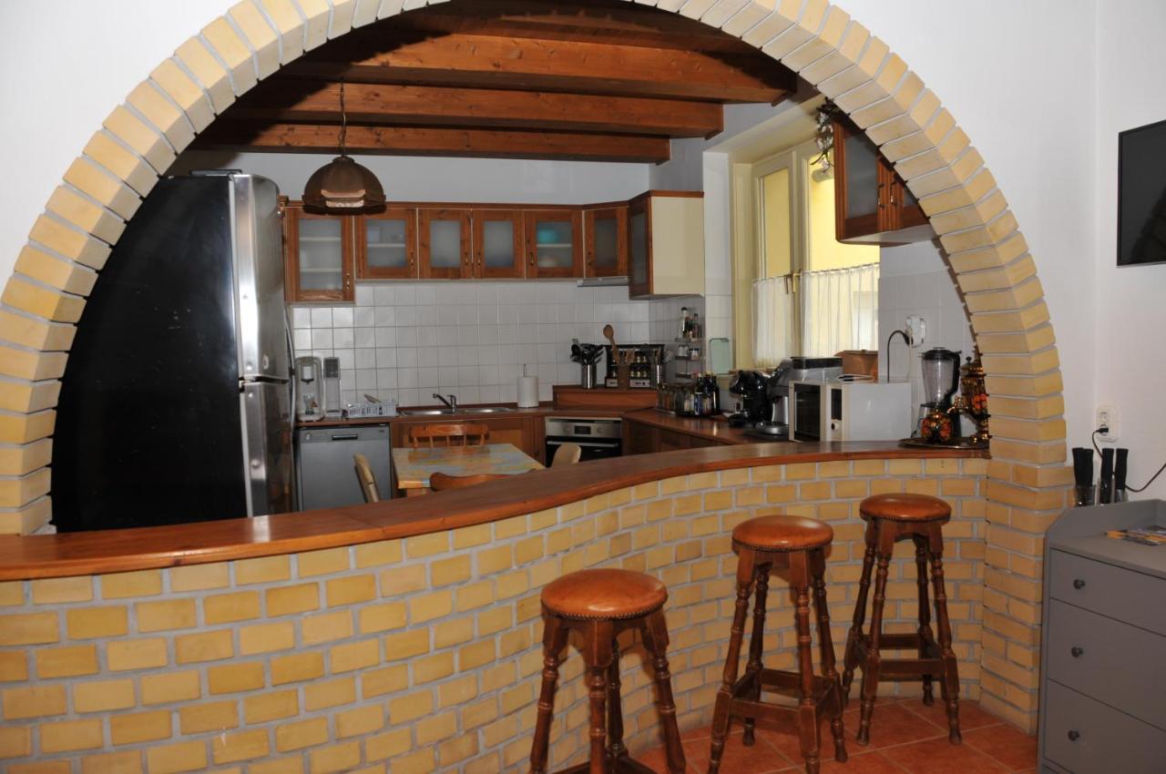 Casa Napsugar Panzio Bed and Breakfast Apostag Buitenkant foto